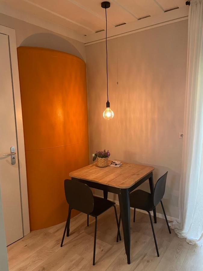 Tiny-House Van Zeecontainers Bij Het Bos Oranjewoud Dış mekan fotoğraf